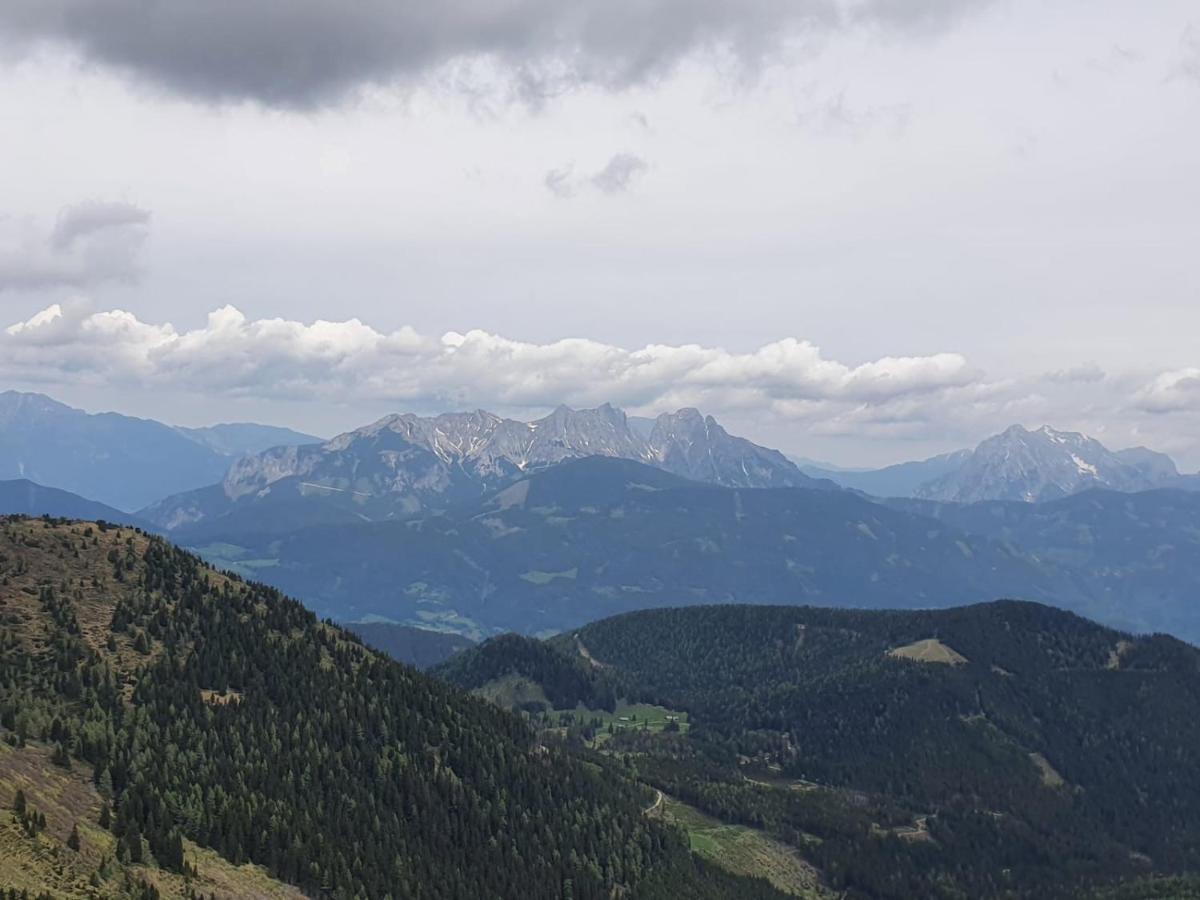 Grassegger Appartementhaus Sankt Johann am Tauern エクステリア 写真